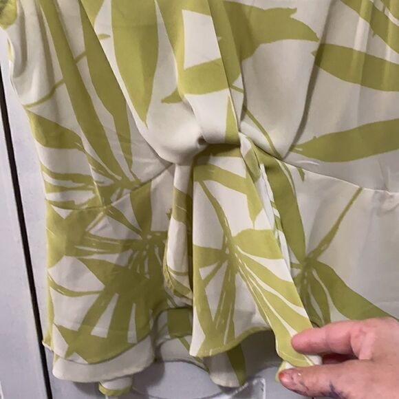 NWT June & Hudson Floral Print Sleeveless Blouse S - Picture 5 of 11